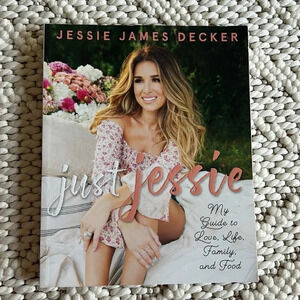 Jessie James Decker Book | Jessie James Decker | Eric Decker | Kittenish
